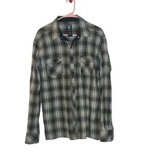 Kuhl green plaid snap front long sleeve shirt